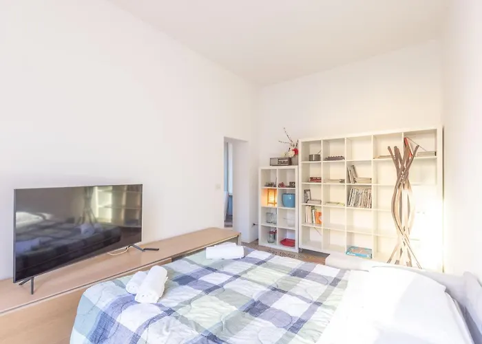 Nel Ghetto, By Short Holidays * 볼로냐